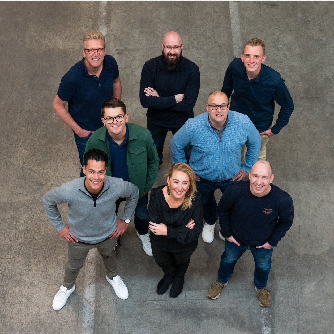 Whitney Bogaert_online marketing_wholesale by vels