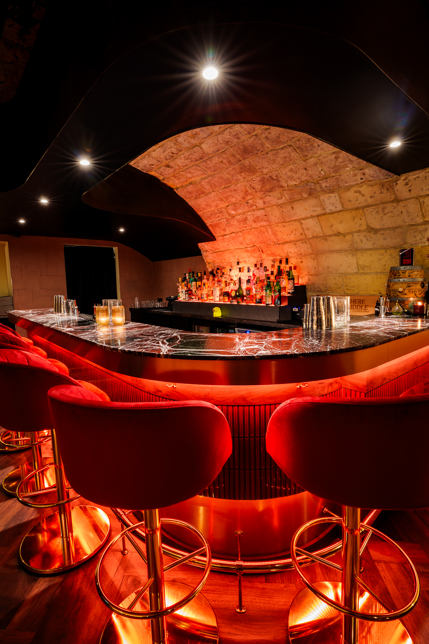Whitney Bogaert - online marketing - Somewhere in the Middle cocktail bar in Maastricht